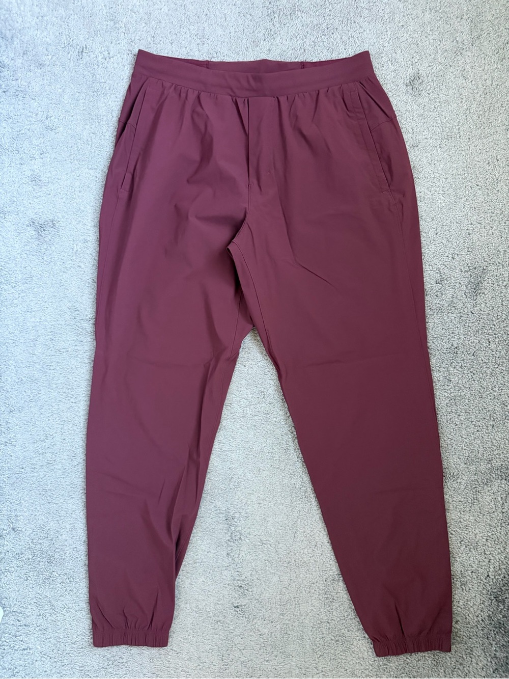 lululemon athletica Men's Maroon Surge Joggers